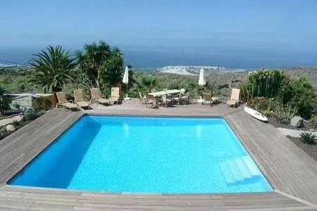 Casa Sevilla Mit Hellem Wohnbereich Und Terrasse 기아데이소라