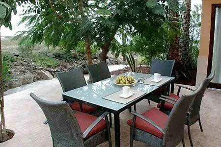 Casa Sevilla Mit Hellem Wohnbereich Und Terrasse Guía de Isora Ferienhaus